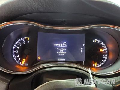 Zdjęcie 9 z 14 samochodu: 2015 JEEP GRAND CHEROKEE LIMITED VIN:1C4RJFBG6FC610722 - miniatura