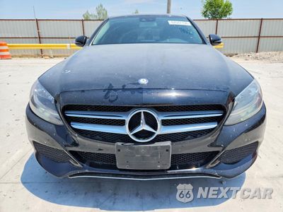 Piąte zdjęcie samochodu w środku: 2017 MERCEDES-BENZ C 300 VIN:55SWF4JB0HU203661 - miniatura