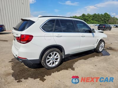 Trzecie zdjęcie samochodu z tyłu: 2016 BMW X5 XDRIVE35I VIN:5UXKR0C54G0S85140 - miniatura