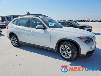 Czwarte zdjęcie samochodu z boku: 2014 BMW X1 XDRIVE28I VIN:WBAVL1C51EVY19858 - miniatura