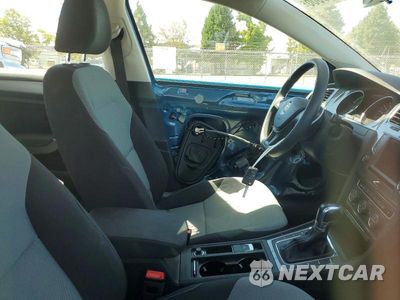Zdjęcie 7 z 12 samochodu: 2016 VOLKSWAGEN E-GOLF SE VIN:WVWKP7AU4GW910126 - miniatura