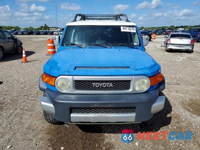 Piąte zdjęcie samochodu w środku: 2008 TOYOTA FJ CRUISER BASE VIN:JTEBU11F480105136 - miniatura