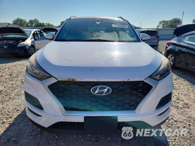 Piąte zdjęcie samochodu w środku: 2019 HYUNDAI TUCSON VALUE VIN:KM8J3CA47KU863982 - miniatura