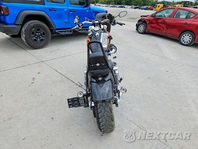 Czwarte zdjęcie samochodu z boku: 2010 HARLEY-DAVIDSON FXDWG VIN:1HD1GP418AC307877 - miniatura