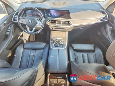 Zdjęcie 8 z 12 samochodu: 2020 BMW X7 XDRIVE40I VIN:5UXCW2C00L9B71495 - miniatura