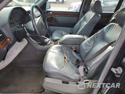 Zdjęcie 7 z 12 samochodu: 1992 MERCEDES-BENZ 300 SE VIN:WDBGA32E2NA038058 - miniatura