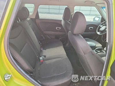 Zdjęcie 11 z 13 samochodu: 2016 KIA SOUL BASE VIN:KNDJN2A22G7844026 - miniatura