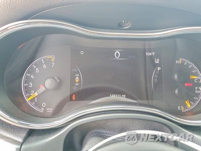 Zdjęcie 9 z 13 samochodu: 2021 JEEP GRAND CHEROKEE LAREDO VIN:1C4RJFAGXMC587783 - miniatura