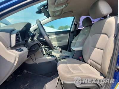 Zdjęcie 7 z 12 samochodu: 2020 HYUNDAI ELANTRA SEL VIN:5NPD84LF1LH545620 - miniatura