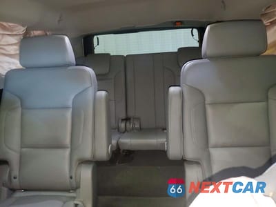 Zdjęcie 10 z 14 samochodu: 2018 CHEVROLET TAHOE K1500 LT VIN:1GNSKBKC1JR132324 - miniatura