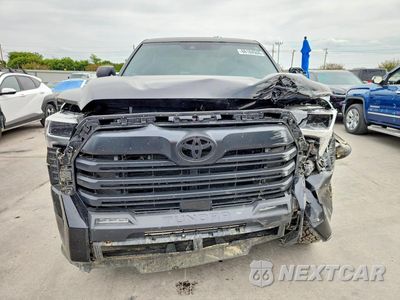 Piąte zdjęcie samochodu w środku: 2026 TOYOTA TUNDRA SR5 VIN:5TFLA5DB1TX421126 - miniatura