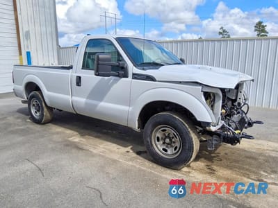 Czwarte zdjęcie samochodu z boku: 2015 FORD F250 SUPER DUTY VIN:1FTBF2A67FED29781 - miniatura