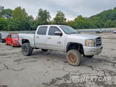 Czwarte zdjęcie samochodu z boku: 2012 CHEVROLET SILVERADO K1500 LT VIN:3GCPKSE76CG221712 - miniatura