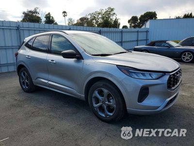 Czwarte zdjęcie samochodu z boku: 2024 FORD ESCAPE ST LINE VIN:1FMCU9MN1RUA24319 - miniatura