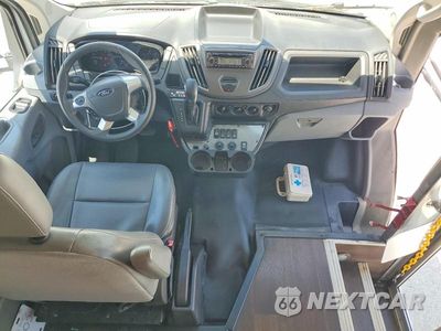 Zdjęcie 8 z 13 samochodu: 2019 FORD TRANSIT - SHUTTLE BUS VIN:1FDES6PM4KKB87600 - miniatura