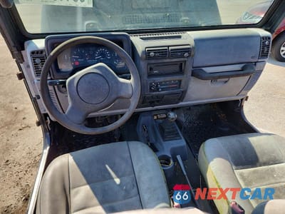 Zdjęcie 8 z 13 samochodu: 1997 JEEP WRANGLER / TJ SE VIN:1J4FY29P3VP471356 - miniatura