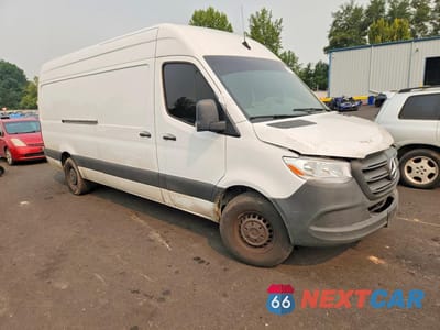 Czwarte zdjęcie samochodu z boku: 2023 MERCEDES-BENZ SPRINTER 2500 DELIVERY VAN VIN:W1Y4KCHY3PT152608 - miniatura