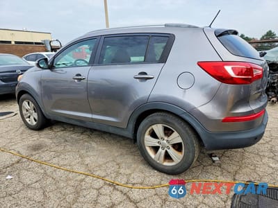 Drugie zdjęcie samochodu z przodu: 2011 KIA SPORTAGE LX VIN:KNDPB3A2XB7054619 - miniatura