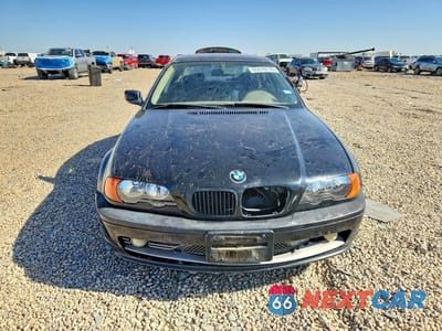 Piąte zdjęcie samochodu w środku: 2001 BMW 330 CI VIN:WBABN53451JU33201 - miniatura