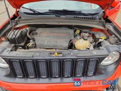 Zdjęcie 12 z 13 samochodu: 2017 JEEP RENEGADE LATITUDE VIN:ZACCJBBB4HPG25690 - miniatura