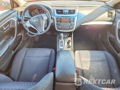 Zdjęcie 8 z 12 samochodu: 2017 NISSAN ALTIMA 2.5 S VIN:1N4AL3AP6HC182313 - miniatura