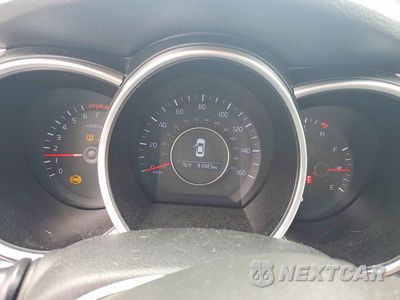 Zdjęcie 9 z 12 samochodu: 2015 KIA OPTIMA LX VIN:5XXGM4A76FG512486 - miniatura