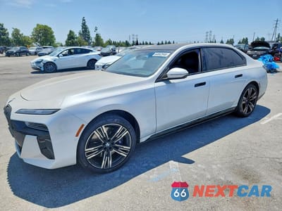 2024 BMW I7 XDRIVE60 WBY53EJ05RCN94720 - główne zdjęcie licytacji z USA - miniatura