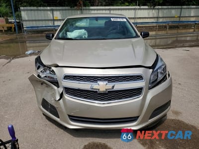 Piąte zdjęcie samochodu w środku: 2013 CHEVROLET MALIBU LS VIN:1G11B5SA6DF157996 - miniatura
