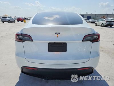 Zdjęcie 6 z 13 samochodu: 2023 TESLA MODEL Y VIN:7SAYGDEE2PA128973 - miniatura