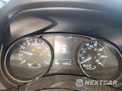 Zdjęcie 9 z 12 samochodu: 2019 NISSAN ROGUE SV VIN:KNMAT2MT7KP534666 - miniatura