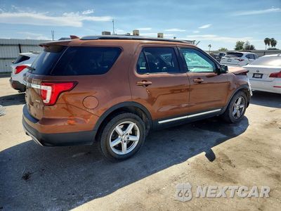 Trzecie zdjęcie samochodu z tyłu: 2017 FORD EXPLORER XLT VIN:1FM5K8D88HGD43555 - miniatura