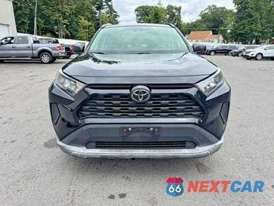 Piąte zdjęcie samochodu w środku: 2019 TOYOTA RAV4 LE VIN:JTMF1RFV2KD047590 - miniatura