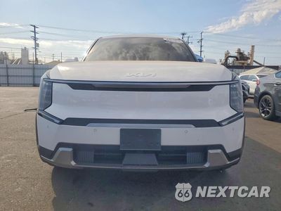 Piąte zdjęcie samochodu w środku: 2026 KIA EV9 LIGHT VIN:5XYAB5S15TG015982 - miniatura