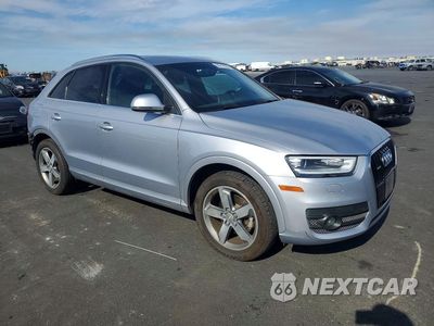 Czwarte zdjęcie samochodu z boku: 2015 AUDI Q3 PREMIUM PLUS VIN:WA1EFCFS4FR013282 - miniatura