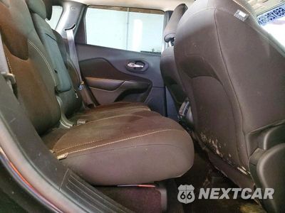 Zdjęcie 11 z 13 samochodu: 2016 JEEP CHEROKEE LATITUDE VIN:1C4PJMCS3GW226590 - miniatura