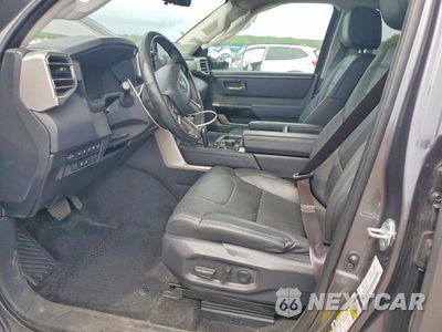 Zdjęcie 7 z 13 samochodu: 2024 TOYOTA TUNDRA LIMITED HV VIN:5TFJC5DB0RX063057 - miniatura
