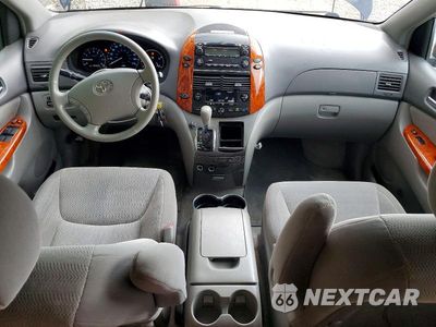Zdjęcie 8 z 13 samochodu: 2007 TOYOTA SIENNA XLE 7-PASSENGER VIN:5TDZK22C97S060466 - miniatura
