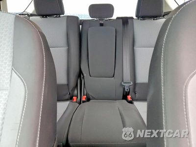 Zdjęcie 10 z 13 samochodu: 2017 FORD ESCAPE SE VIN:1FMCU0GD4HUE91702 - miniatura