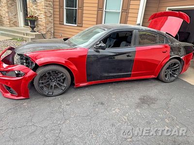 Drugie zdjęcie samochodu z przodu: 2021 DODGE CHARGER SRT HELLCAT VIN:2C3CDXL91MH592907 - miniatura
