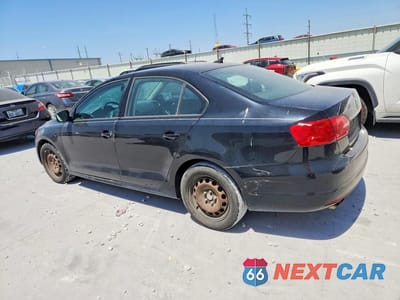 Drugie zdjęcie samochodu z przodu: 2014 VOLKSWAGEN JETTA SE VIN:3VWD17AJ4EM392707 - miniatura