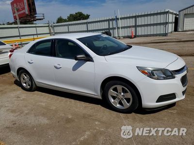 Czwarte zdjęcie samochodu z boku: 2015 CHEVROLET MALIBU LS VIN:1G11A5SL8FF317707 - miniatura