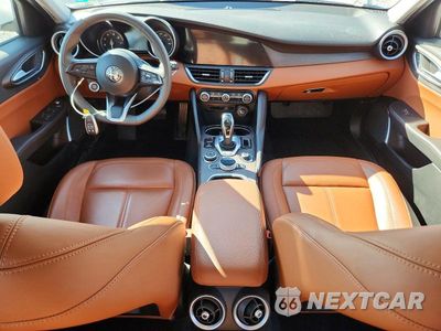 Zdjęcie 8 z 12 samochodu: 2021 ALFA ROMEO GIULIA TI VIN:ZARFANBN1M7649337 - miniatura