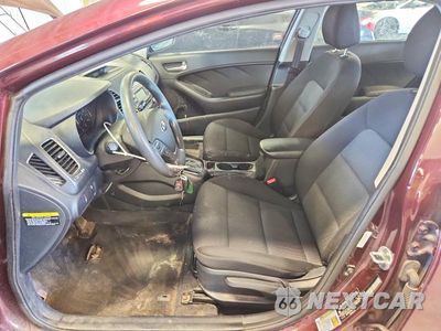 Zdjęcie 7 z 12 samochodu: 2017 KIA FORTE LX VIN:3KPFK4A7XHE121239 - miniatura
