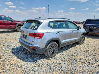 Trzecie zdjęcie samochodu z tyłu: 2024 VOLKSWAGEN TAOS S VIN:3VV5X7B21RM116392 - miniatura