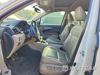 Zdjęcie 7 z 13 samochodu: 2018 HONDA PILOT EXL VIN:5FNYF6H50JB024743 - miniatura
