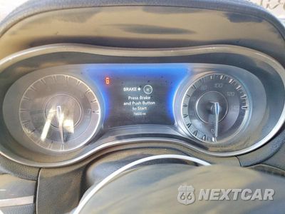 Zdjęcie 9 z 12 samochodu: 2021 CHRYSLER 300 TOURING VIN:2C3CCAAG9MH683425 - miniatura