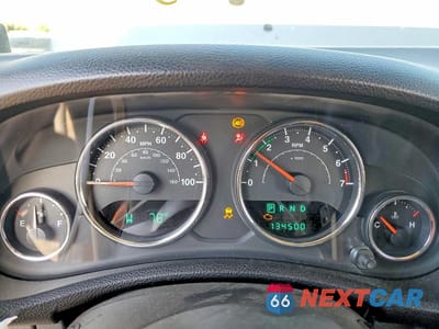 Zdjęcie 9 z 12 samochodu: 2014 JEEP WRANGLER UNLIMITED SPORT VIN:1C4HJWDG1EL237368 - miniatura