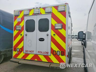Trzecie zdjęcie samochodu z tyłu: 2017 FORD ECONOLINE E450 SD AMBULANCE VIN:1FDXE4FS4HDC32407 - miniatura