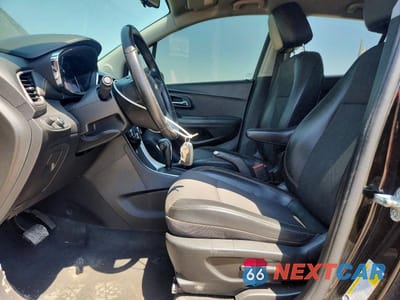 Zdjęcie 7 z 13 samochodu: 2019 CHEVROLET TRAX 1LT VIN:KL7CJLSBXKB721490 - miniatura
