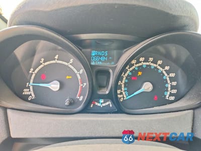 Zdjęcie 9 z 12 samochodu: 2016 FORD FIESTA S VIN:3FADP4TJ0GM131001 - miniatura